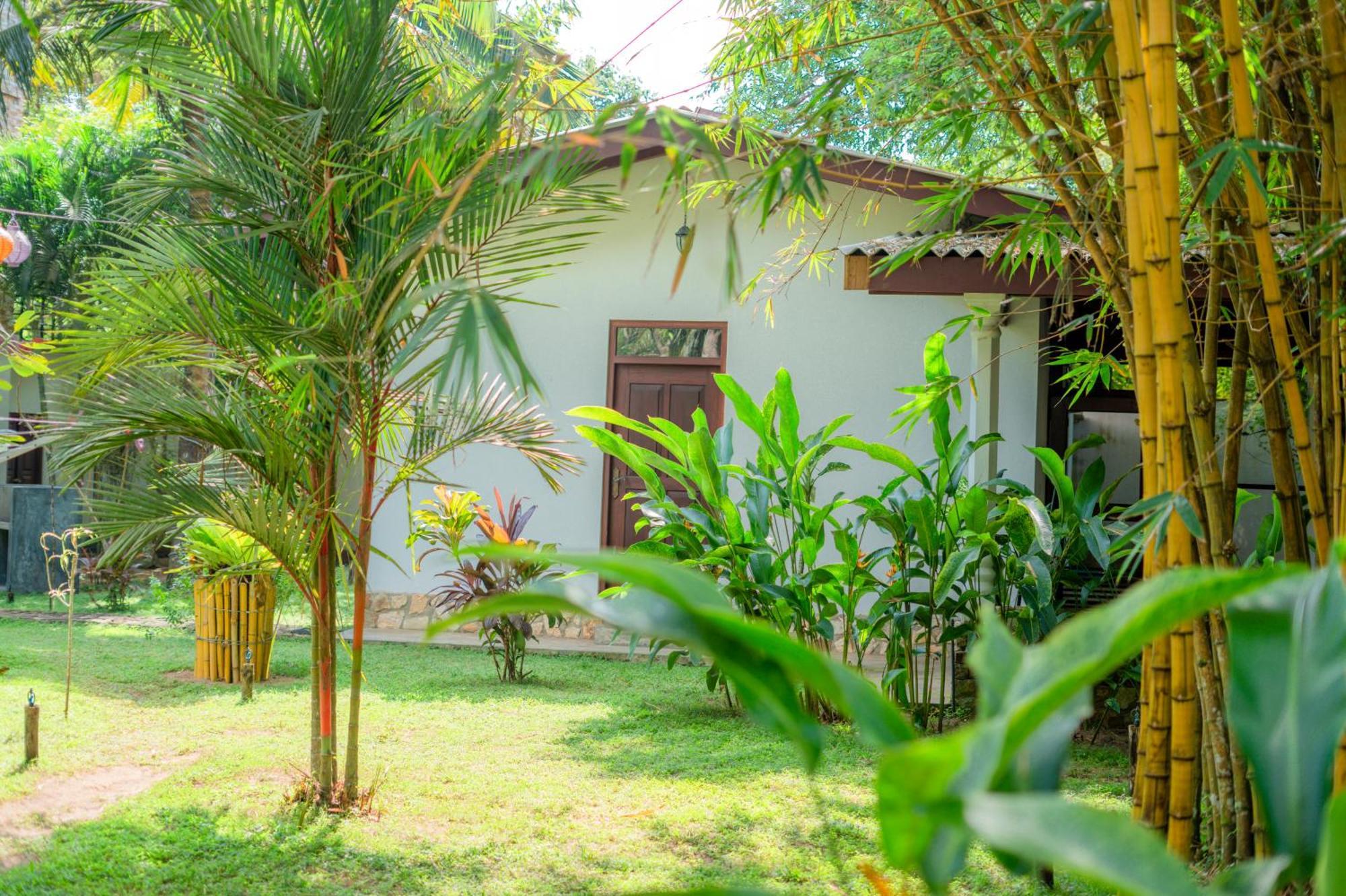 Villa Lanka Relax Hikkaduwa Exterior foto